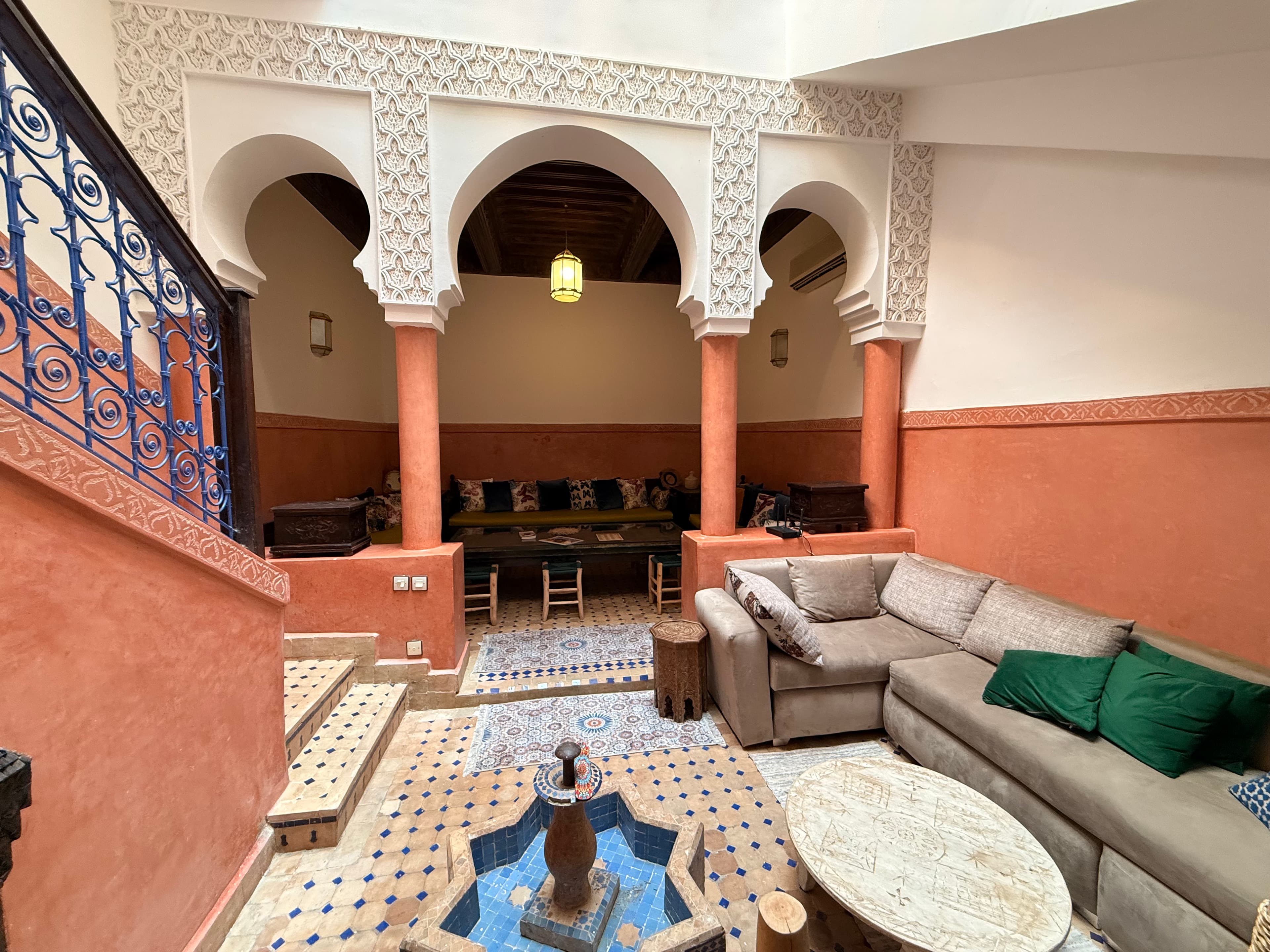Riad Oumniya 15